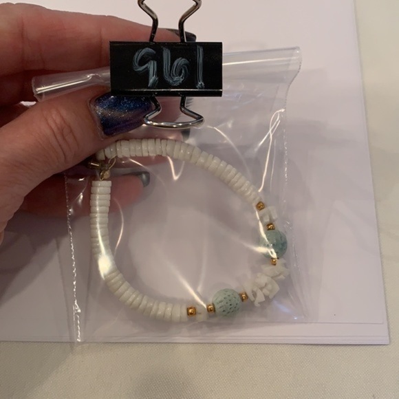 Natural stone sponge bead boho beach bracelet - Picture 7 of 7